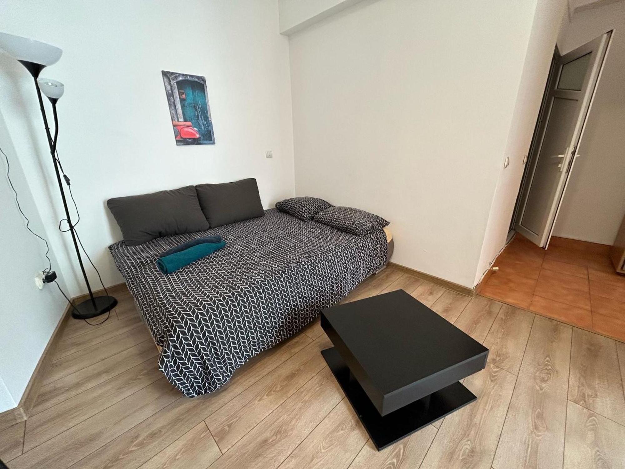 Апартаменты Magheru City Center Studio Бухарест Экстерьер фото